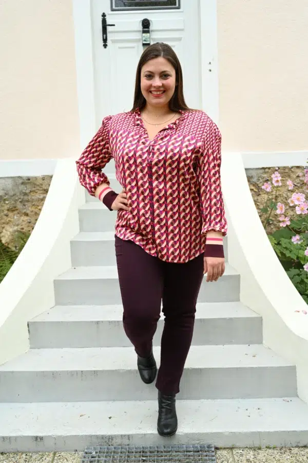 Chemise fluide imprimée géométrique – élégante