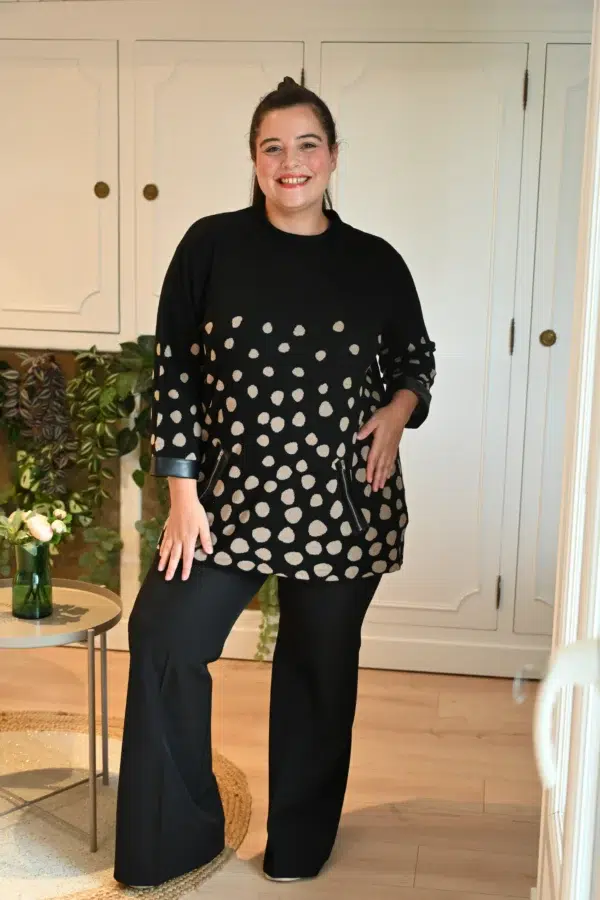 Pull tunique avec détails zippés – confort et style moderne