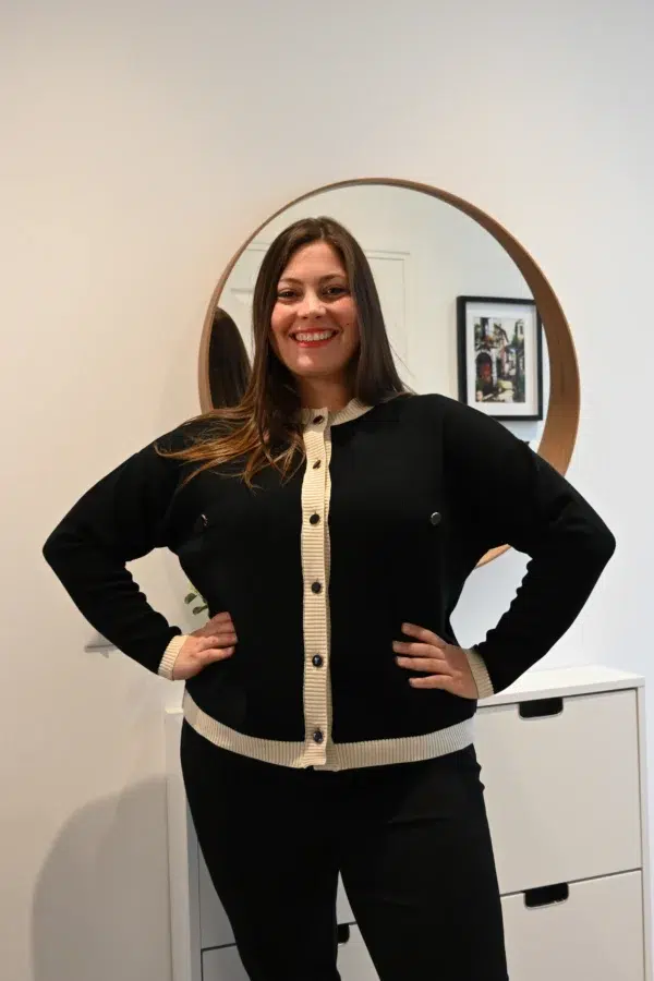 Gilet basique intemporel – douceur et style en toute saison