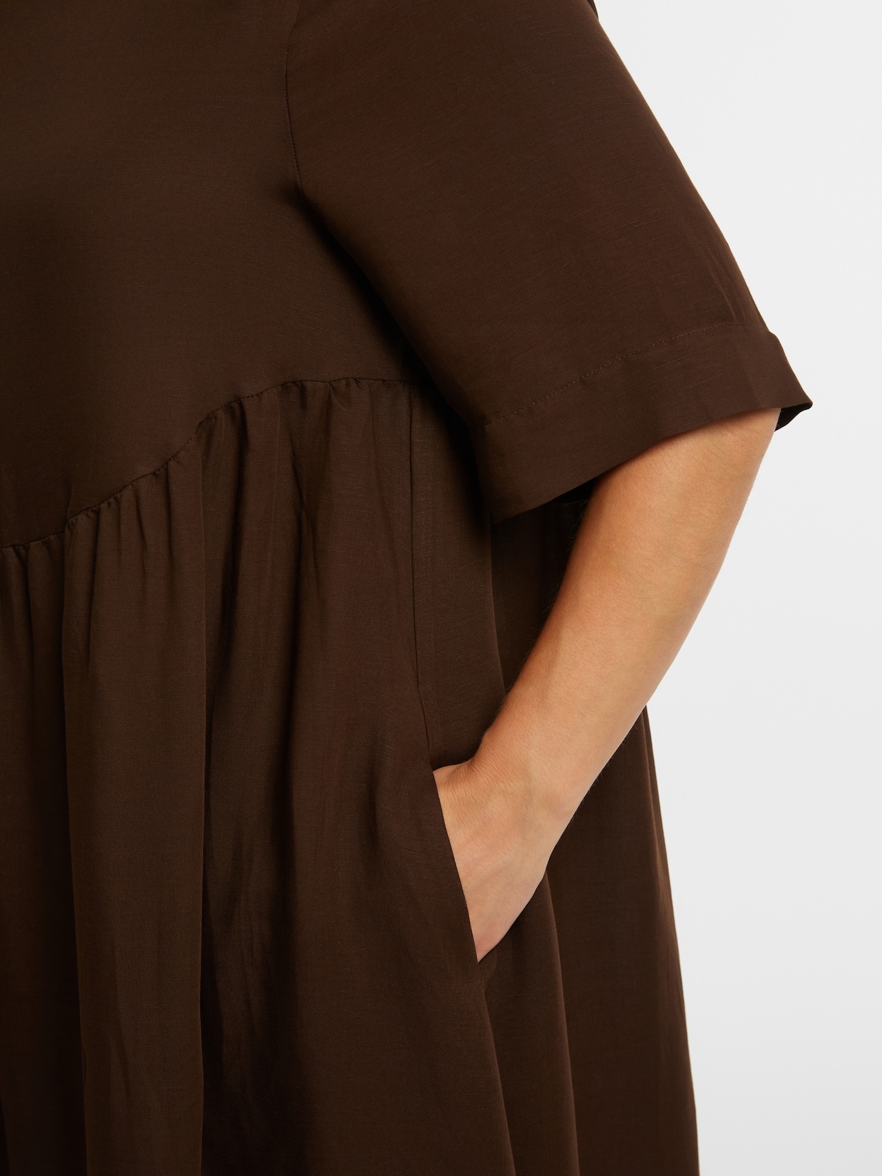 Robe longue fluide en viscose et lin