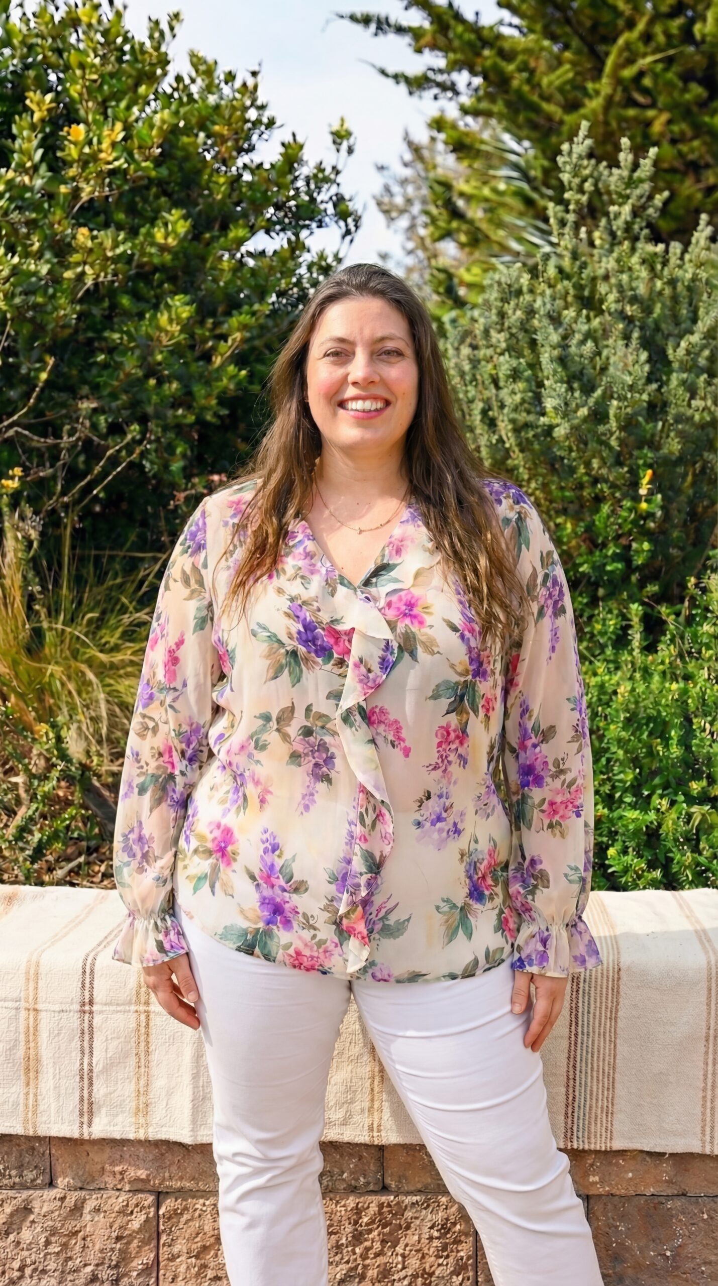 Chemise fluide pastel avec froufrou