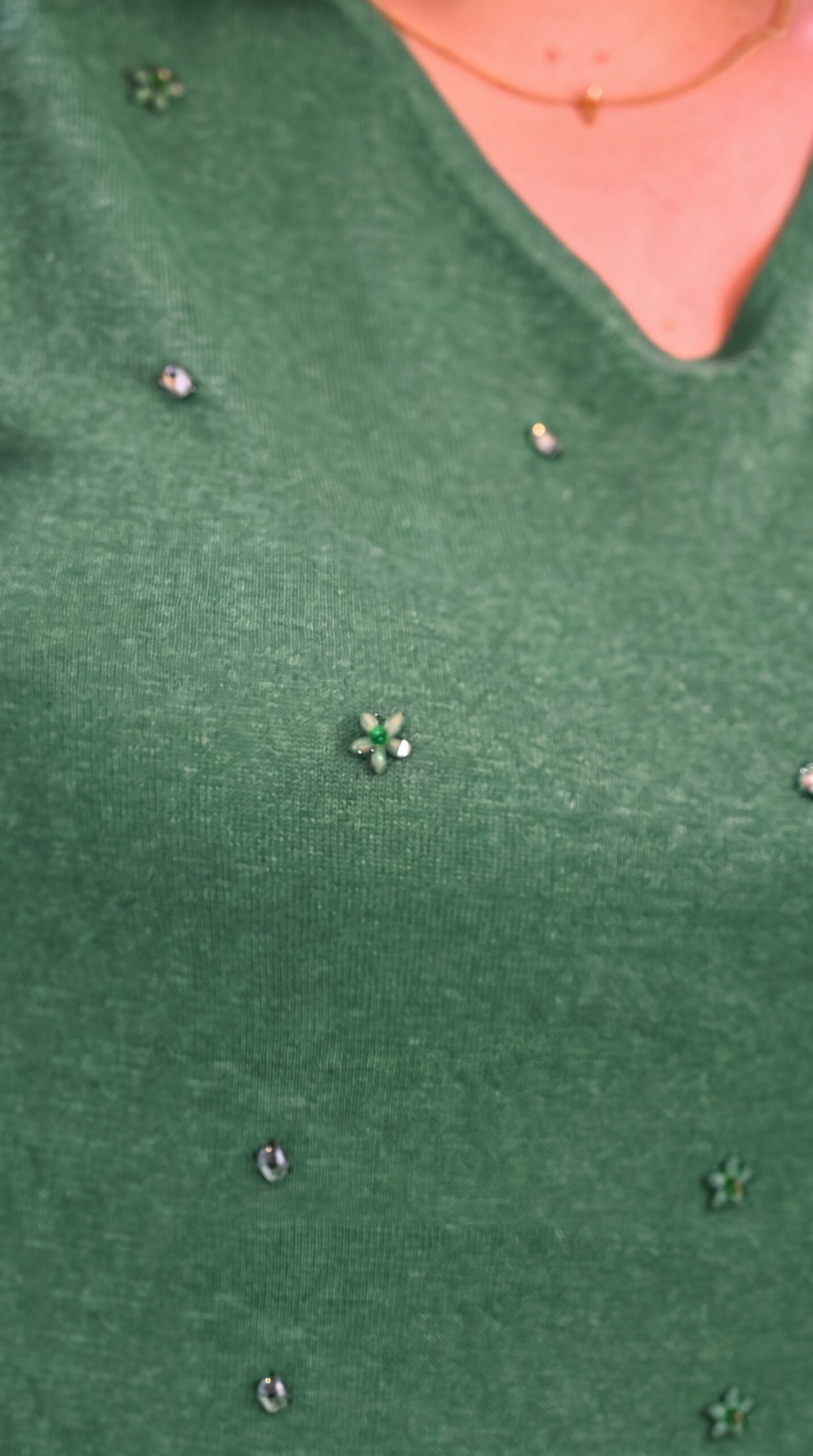 Haut en maille col V avec strass - Chanvre et viscose